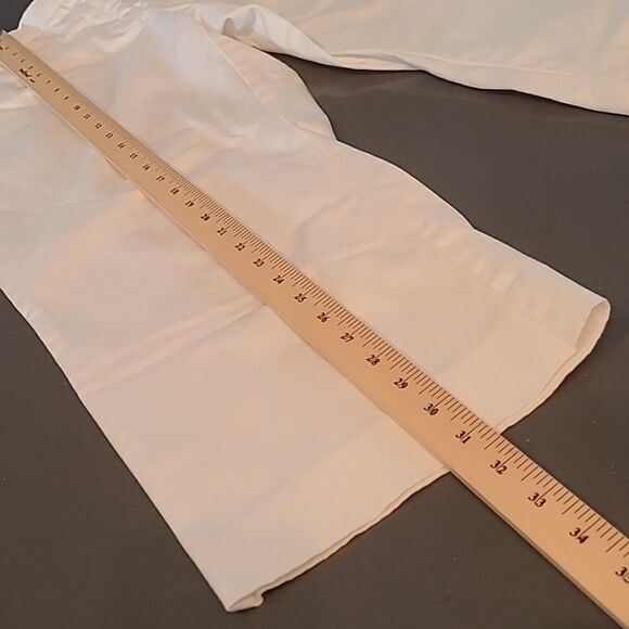 JHcollections sz 12 white Capri pants - Picture 4 of 10